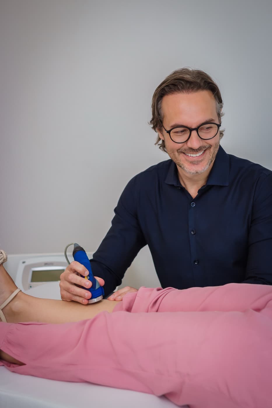 Dr. Filipe Abdalla em atendimento